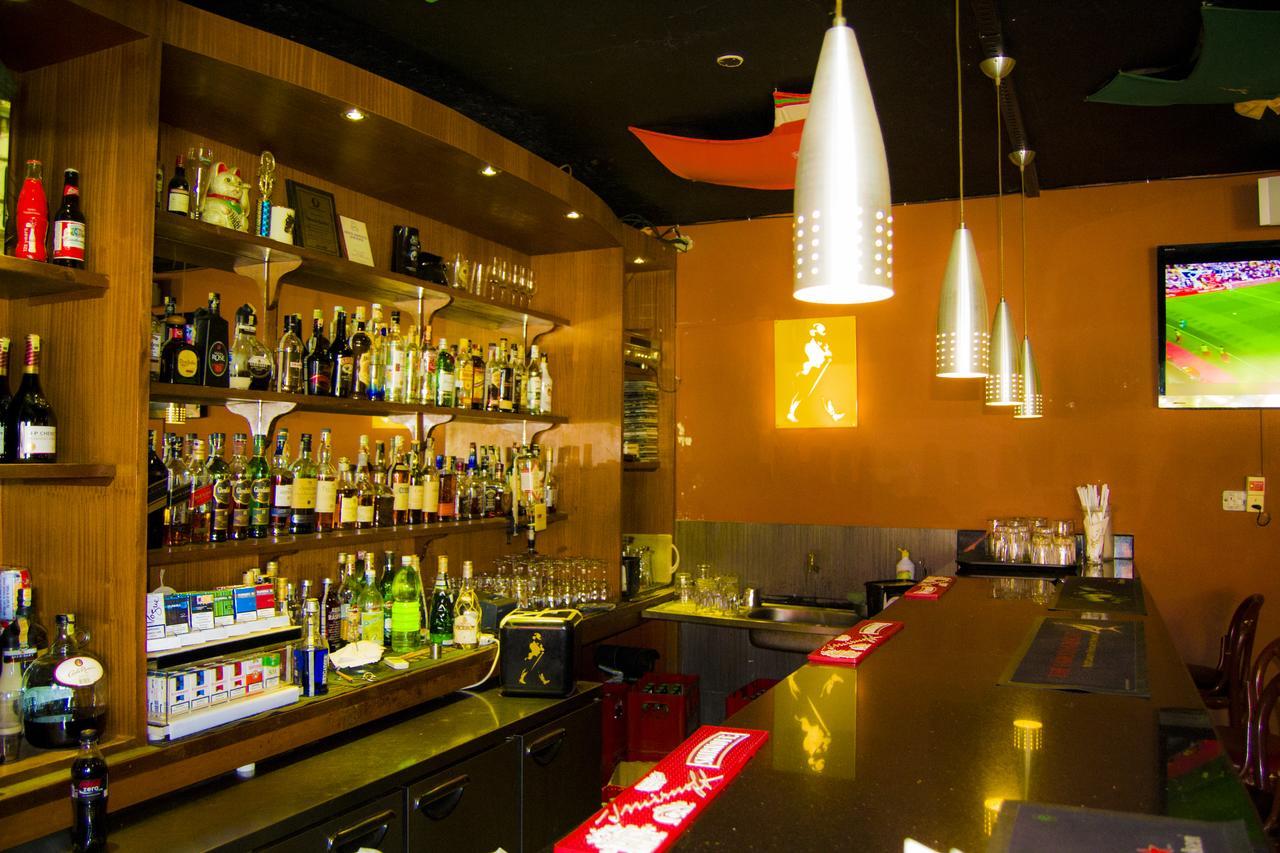 The Vic Hotel Кисуму Екстериор снимка