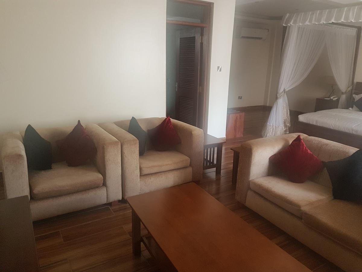 The Vic Hotel Кисуму Екстериор снимка