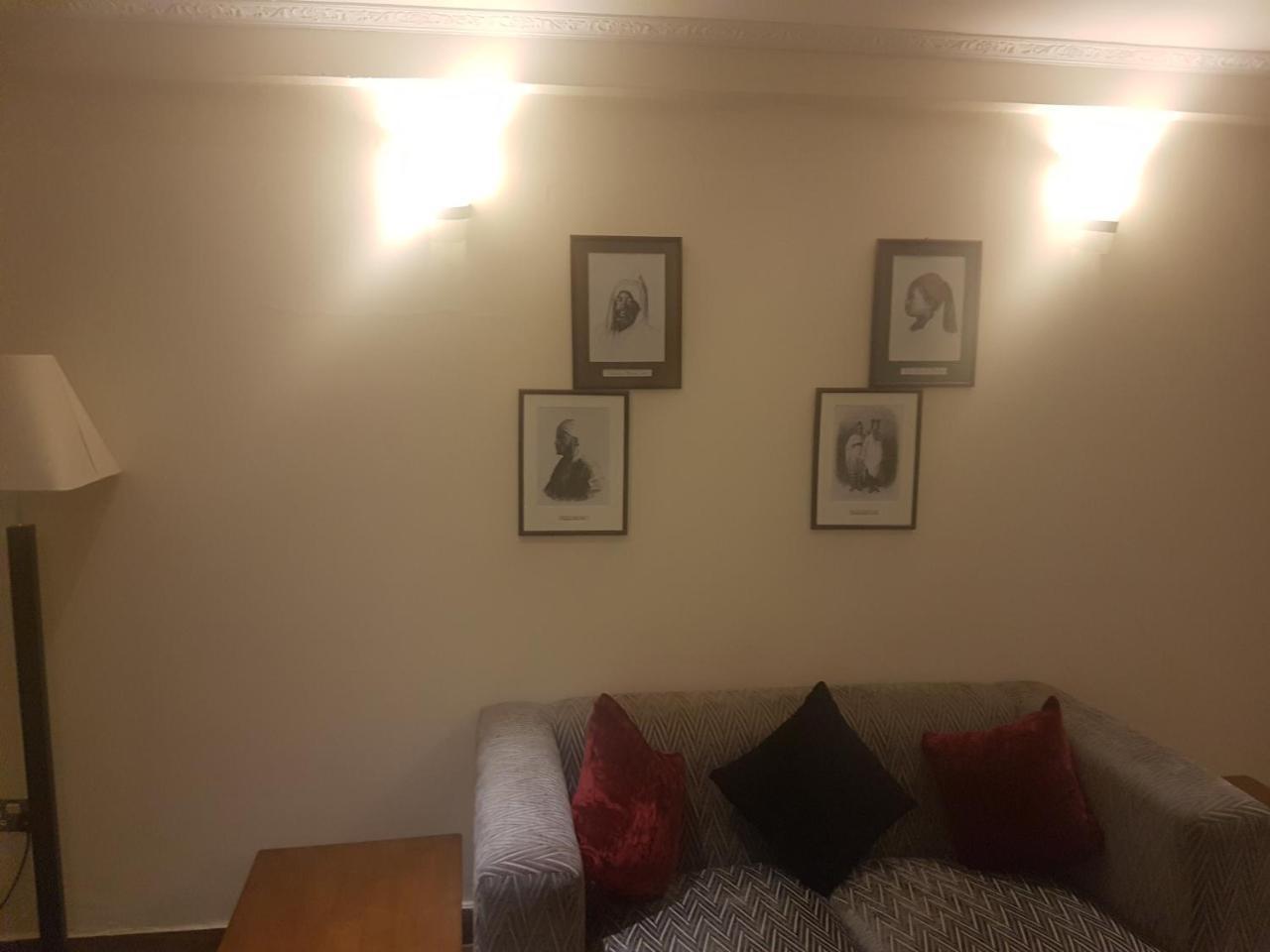 The Vic Hotel Кисуму Екстериор снимка