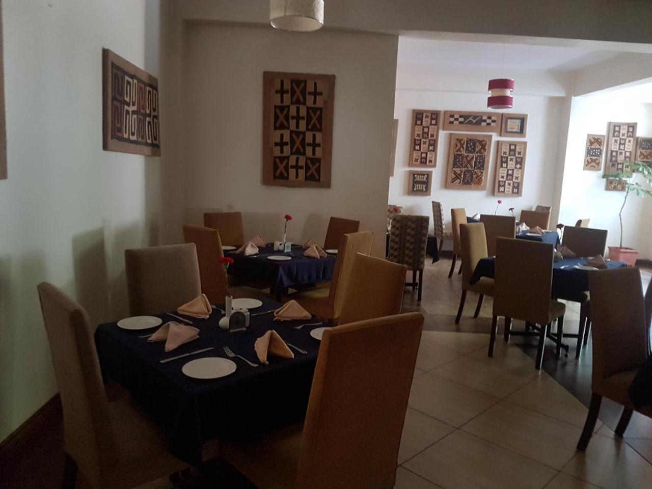 The Vic Hotel Кисуму Екстериор снимка